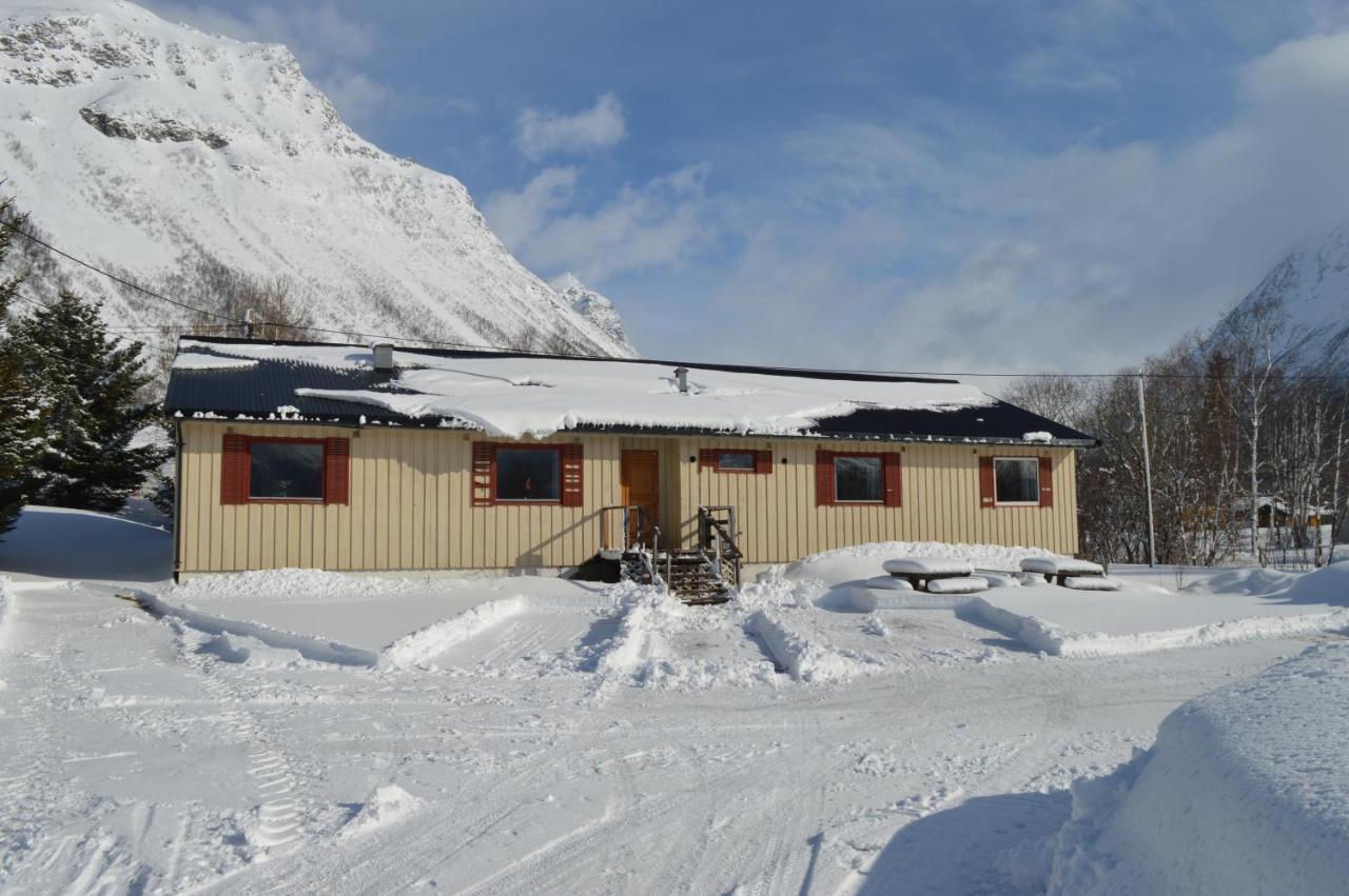 Villa Lyngenfjord, Froyas Hus Olderdalen Exterior foto